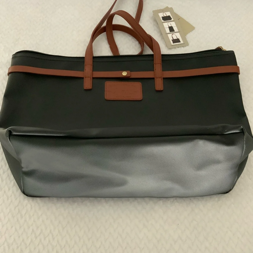 Bass shoulder purse